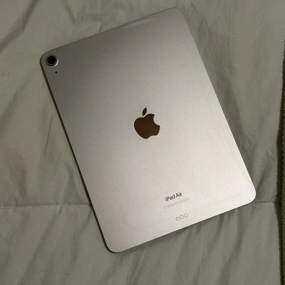 Apple iPad Air with Apple Pencil & Magic Keyboard